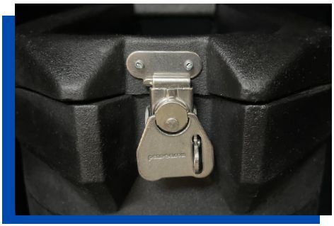 Transport case fully recessed latches